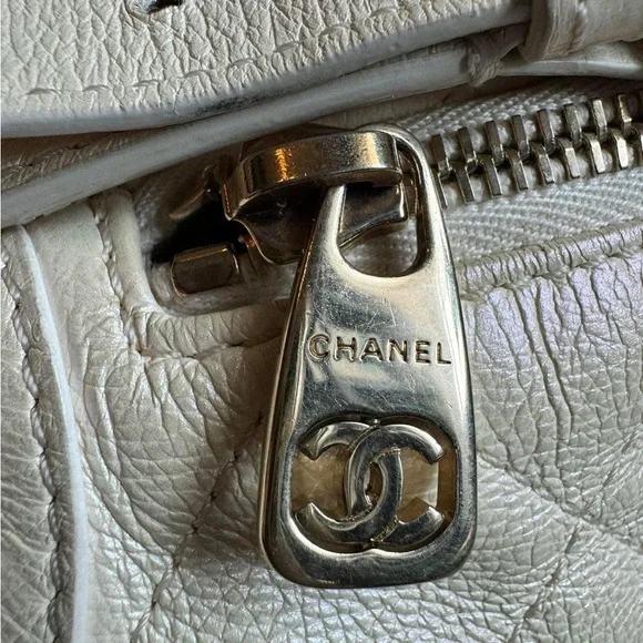 Price is FIRM✨Chanel All About Waist bumbag - Picture 5 of 16